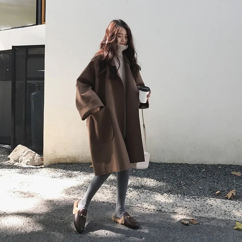 Casaco Feminino Oversized de Lã Batida Junia